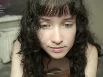 Hi i am beginner model here 3 i nervous a litle my goal take off my st